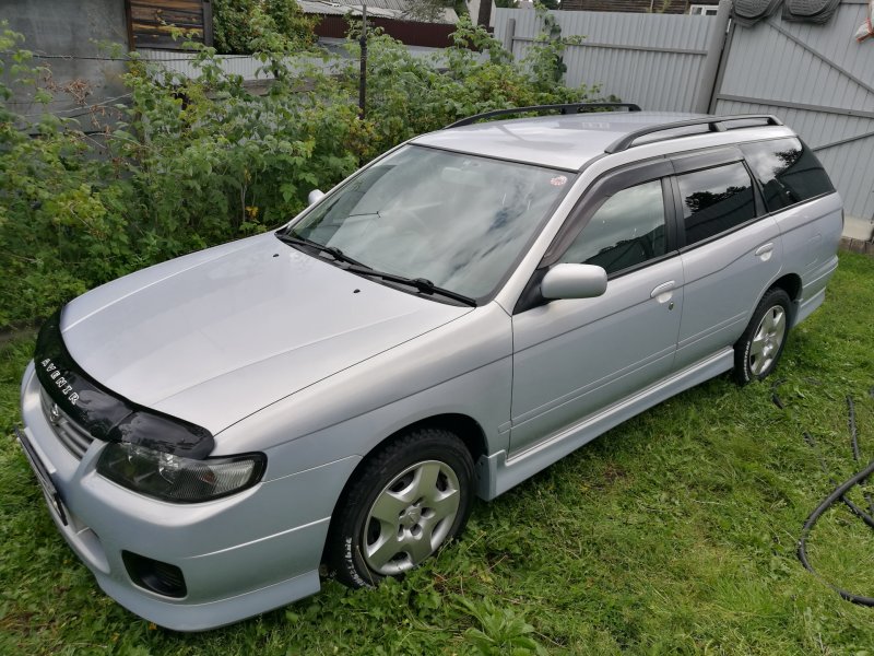 Ниссан Авенир 2004