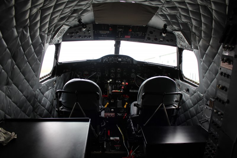 Douglas DC-3