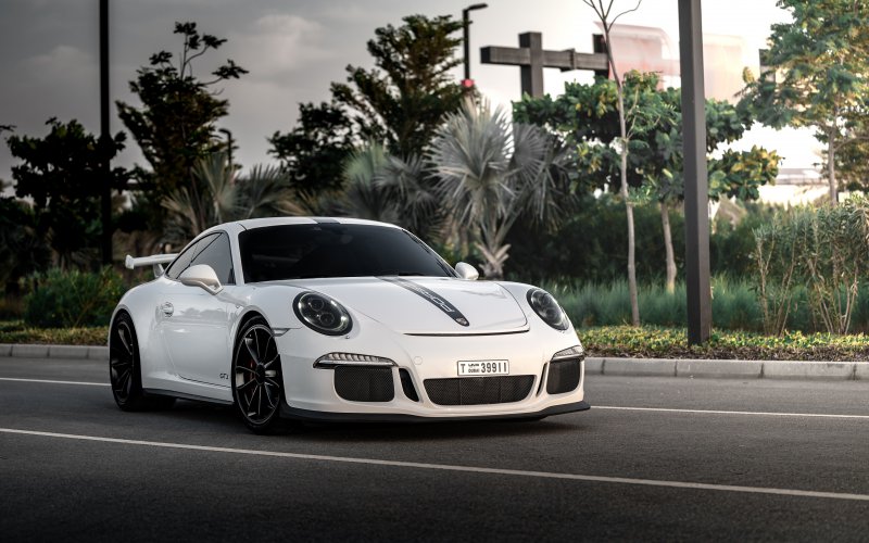 Porsche 911 белый