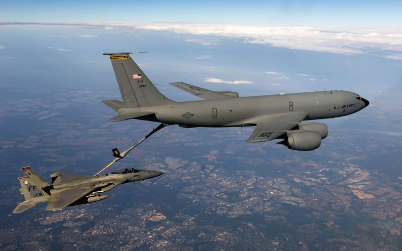 Самолет-заправщик Kc-135a