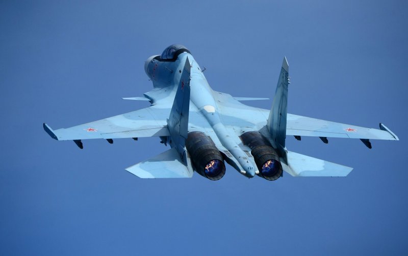 Су-30см и Посейдон