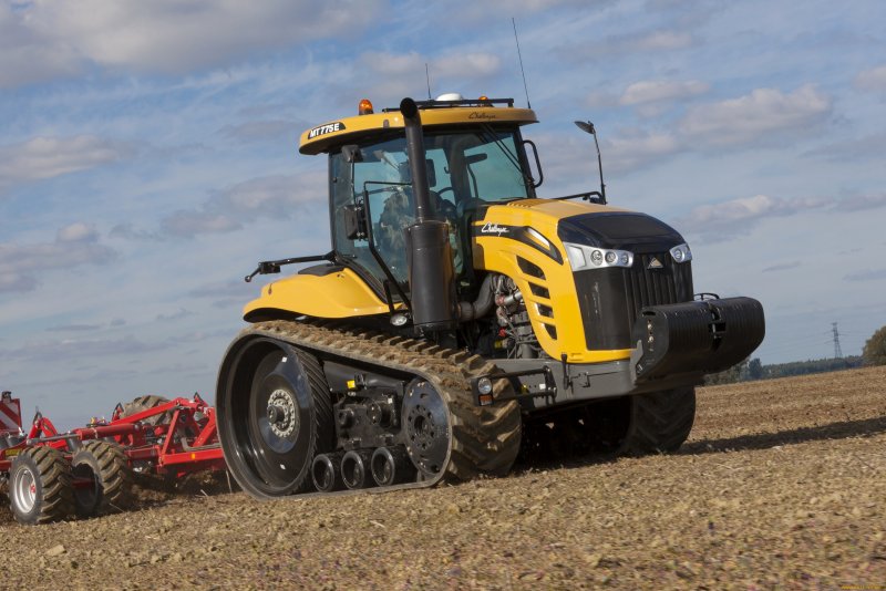 Challenger mt700e