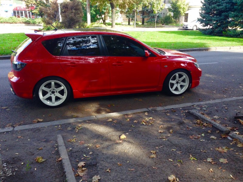 Mazda 3 BK rays