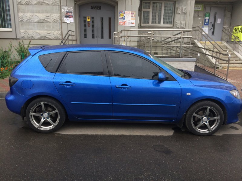 Mazda 3 BK хэтчбек на r17