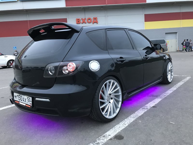 Mazda 3 2008 r20