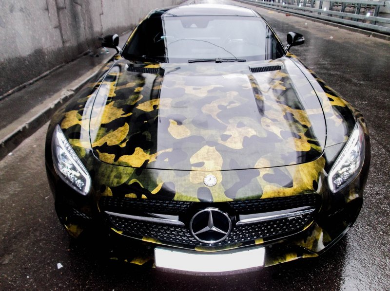 Мерседес AMG В камуфляже