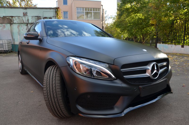 Черный матовый Мерседес w205