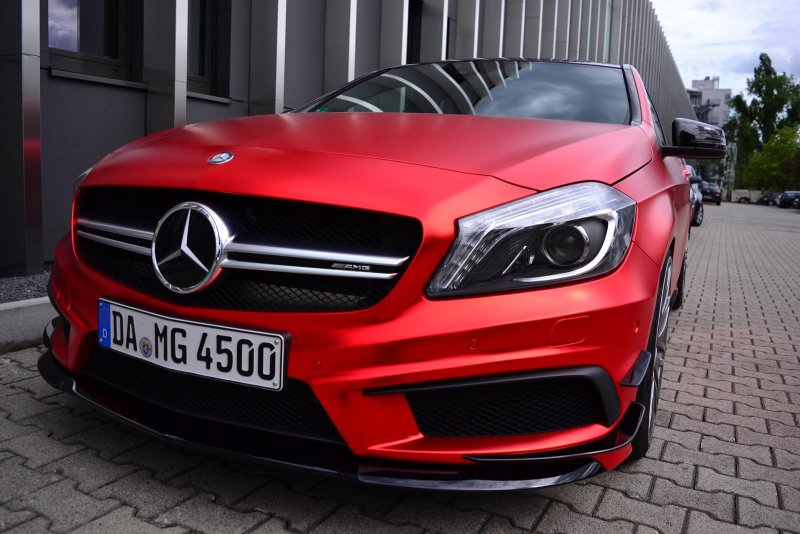 Mercedes AMG 63 красный матовый