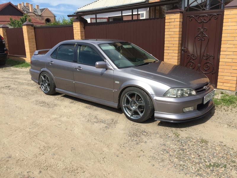Honda Torneo на r14