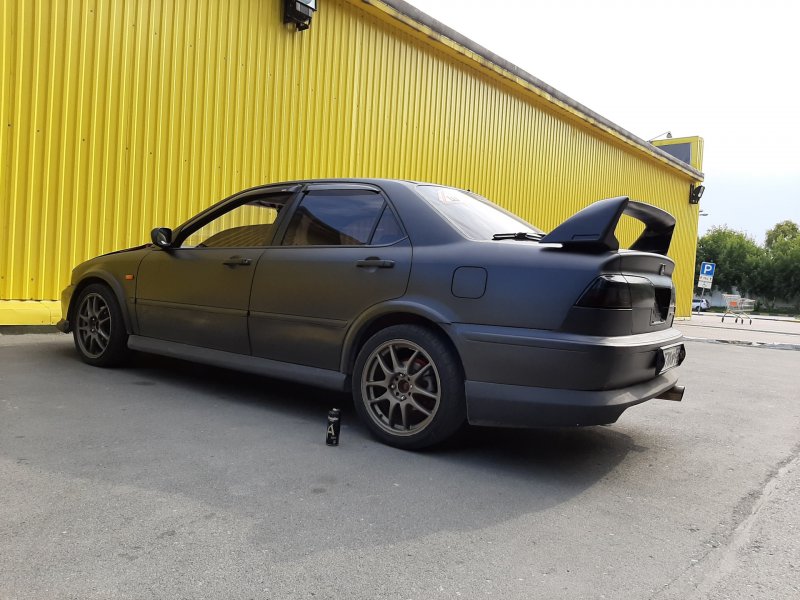 Honda Torneo Black
