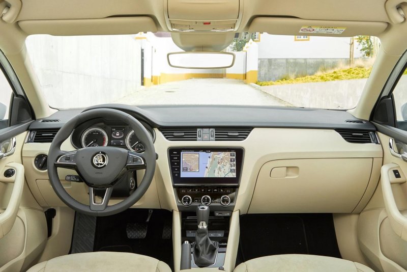 Skoda Octavia 2018 салон
