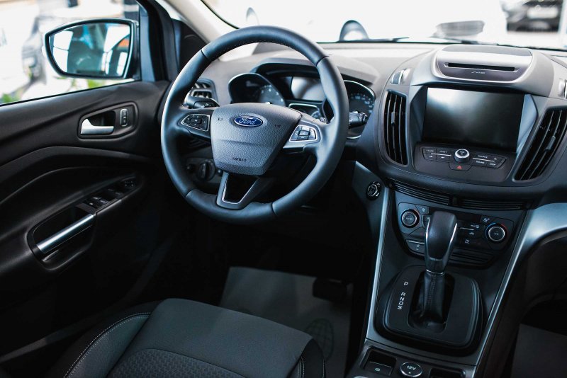 Ford Kuga 2014 салон