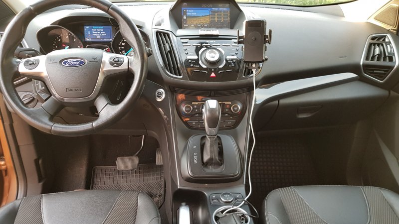 Ford Kuga 2 Titanium комплектация