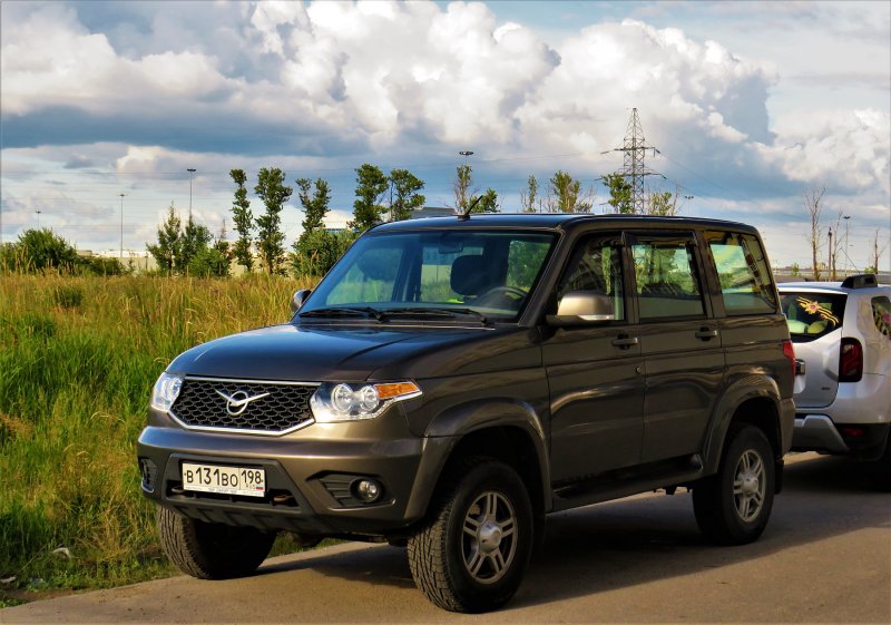 УАЗ-3163 2005