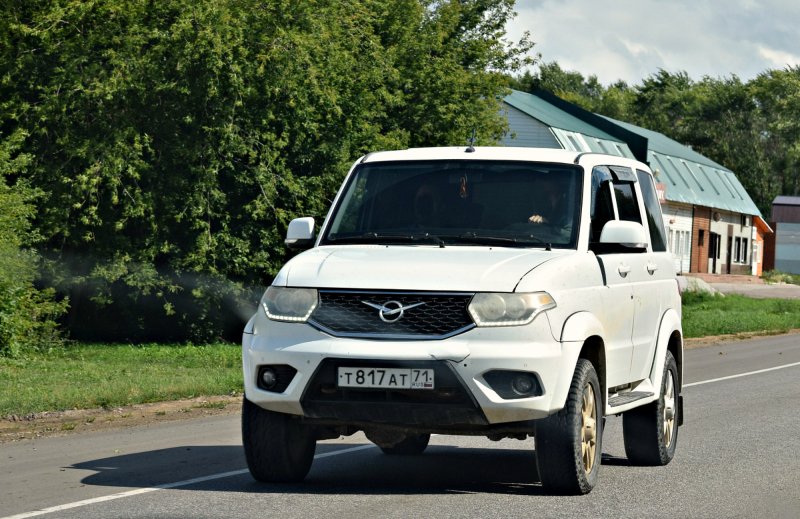 УАЗ 3163-015