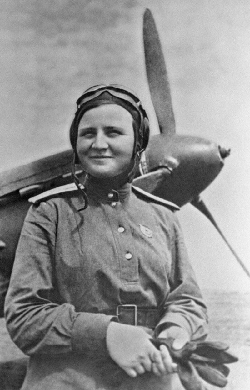 Буданова Екатерина Васильевна 1916 1943 лётчик-истребитель