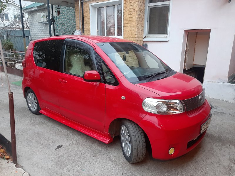 Toyota porte 2002