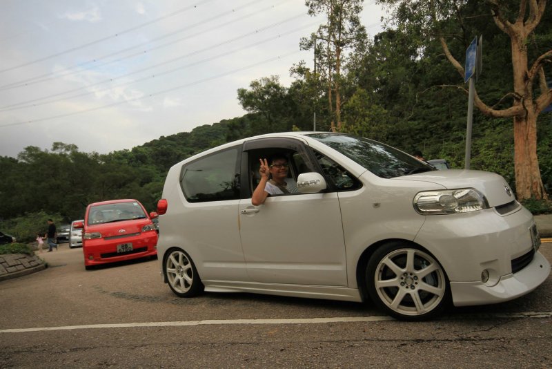 Toyota porte r16