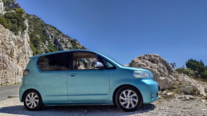 Toyota porte II 2012