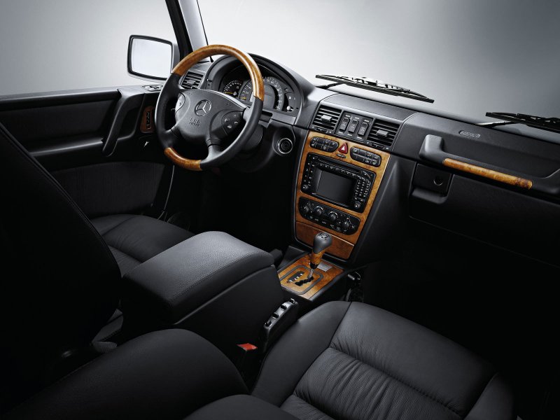 Салон Mercedes-Benz g-class g500