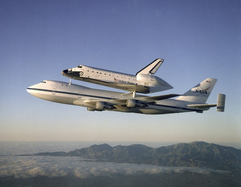 Космический шаттл Боинг 747