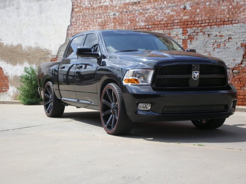 Dodge Ram 1500 Black