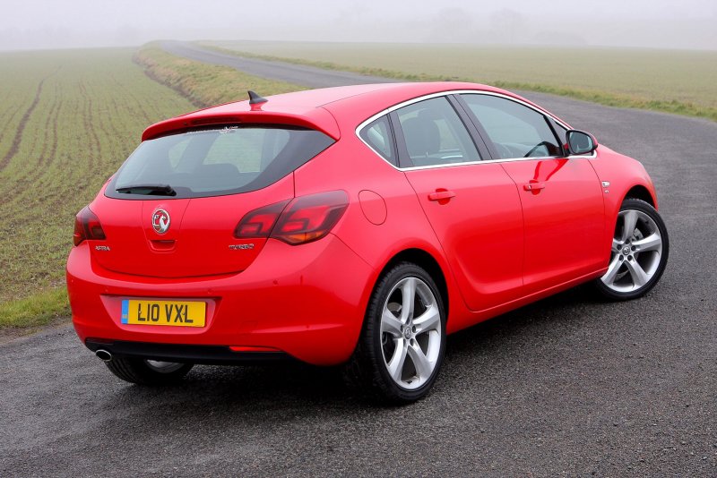 Opel Astra хэтчбек