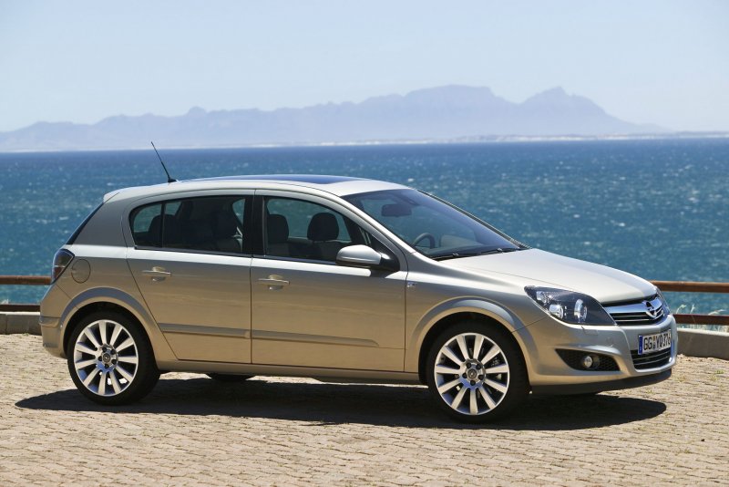 Opel Astra 2007 хэтчбек