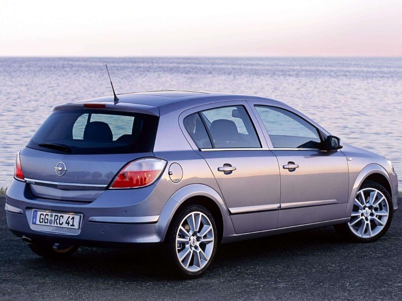 Opel Astra k 2015