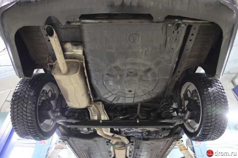 Chevrolet Cruze днище