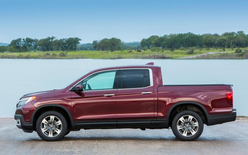 Пикап Honda Ridgeline 2020
