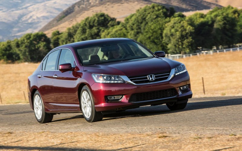 Honda Accord 2.0 10 поколение