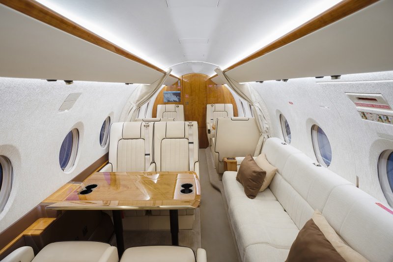 Gulfstream g280 Cabin with Passengers