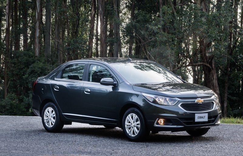 Chevrolet Cobalt 2020 салон
