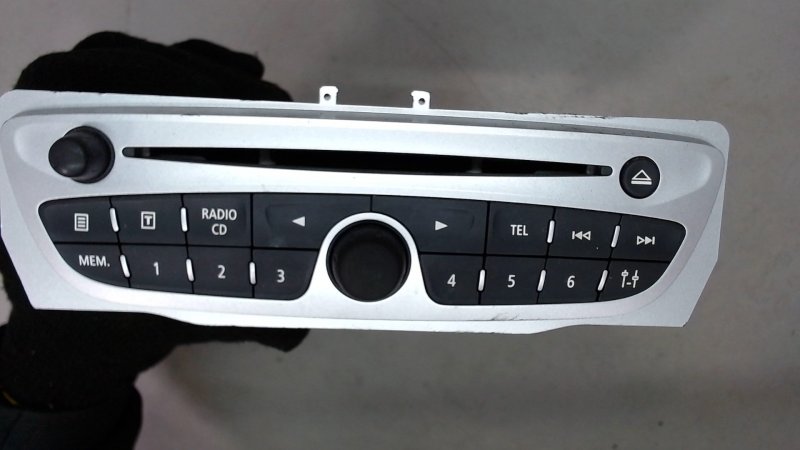 Renault Scenic 3 магнитола