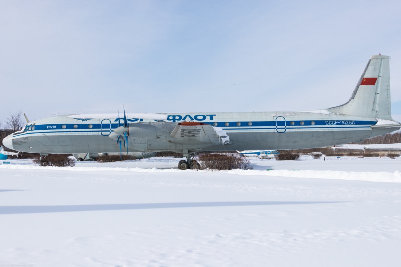 Ил 62 шасси