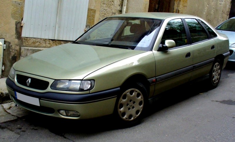 Renault Safrane 1992