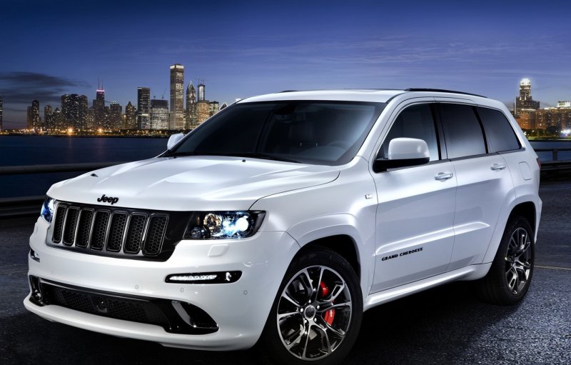 Jeep Grand Cherokee 2013 белый