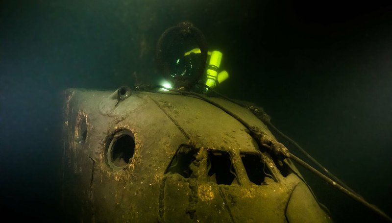 Советская подводная лодка щ-317 на дне