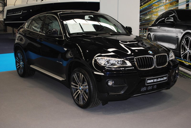 BMW x6 xdrive30d чёрная