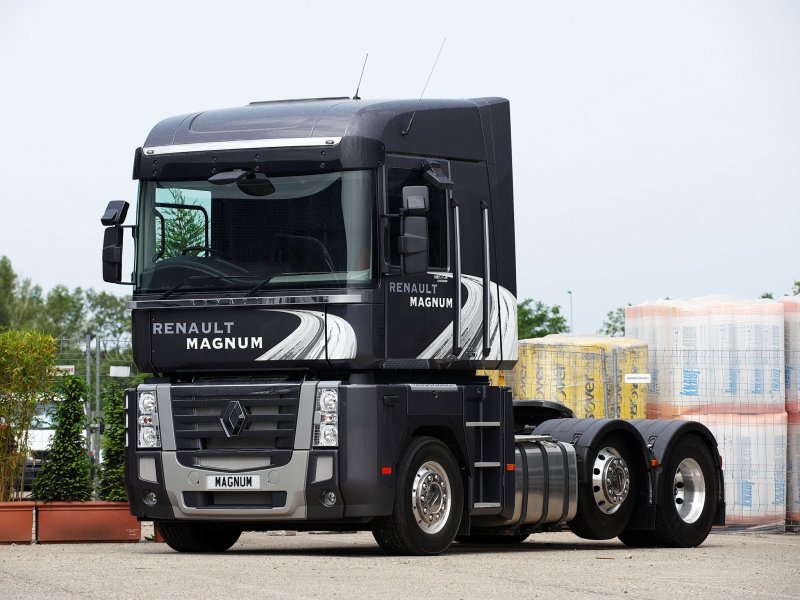 Грузовик Renault Magnum