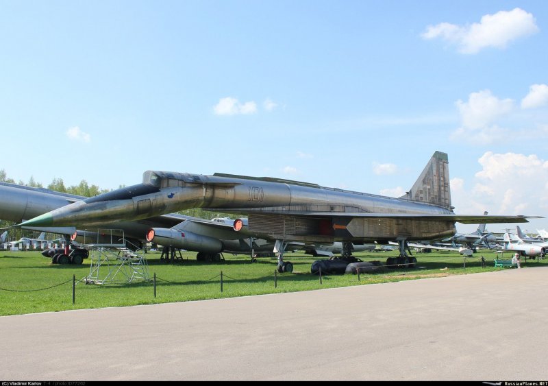 Т-4 самолёт