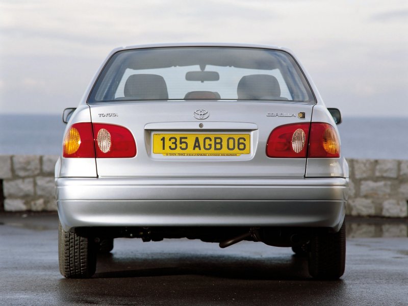 Тойота Королла e110