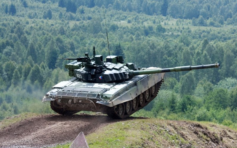 Т-72м2 moderna