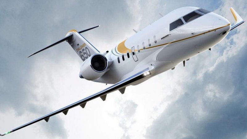 Самолет Bombardier Challenger 650