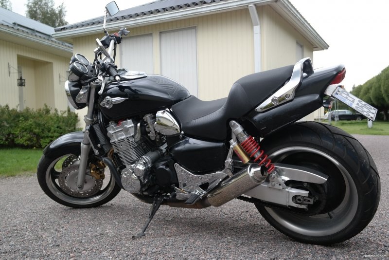 Honda x4 Black Edition