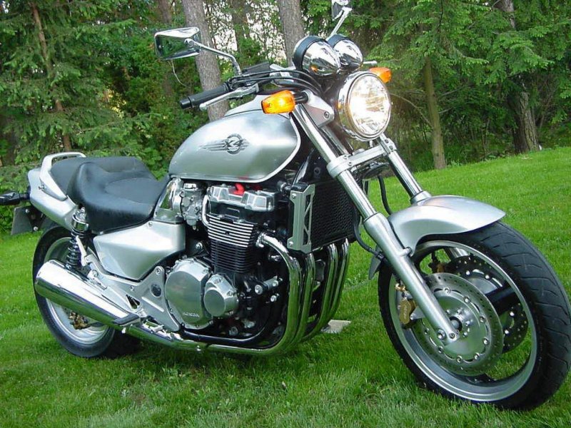 Мотоцикл Honda x4, 1300