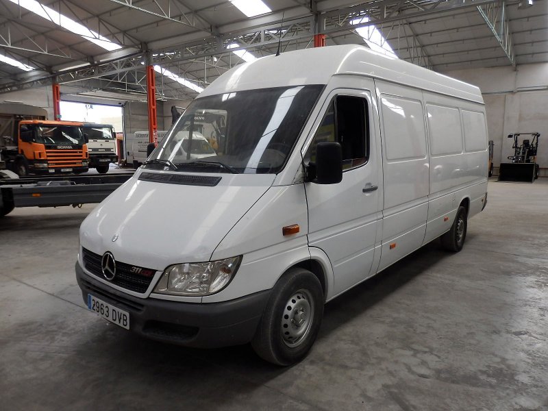 Mercedes 311 15 года