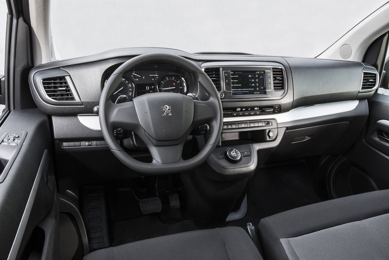 Peugeot Expert 2014г салон