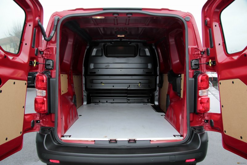 Peugeot Expert Tour Transformer 7+1